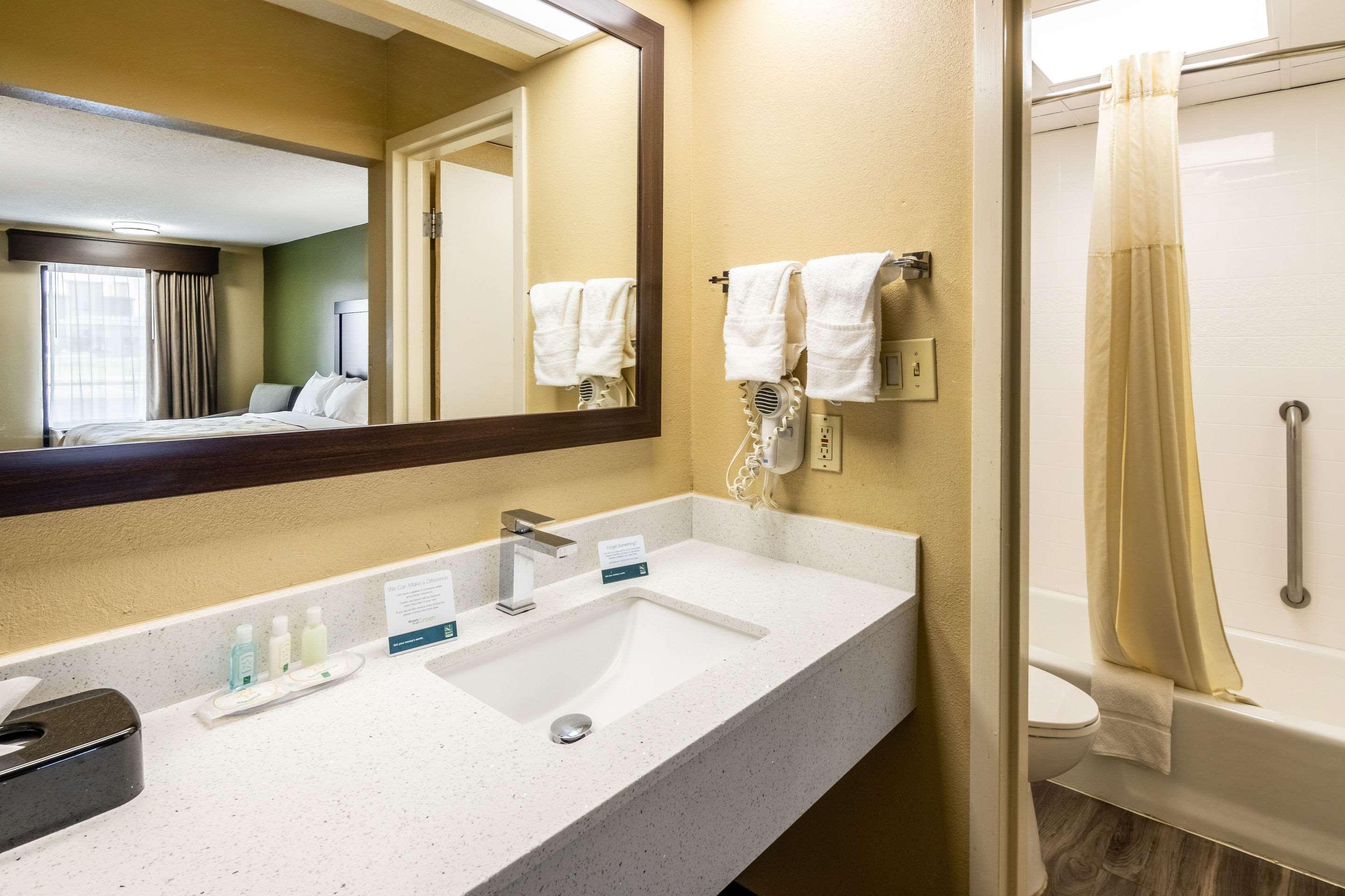 Quality Inn Perry - National Fairgrounds Area Extérieur photo